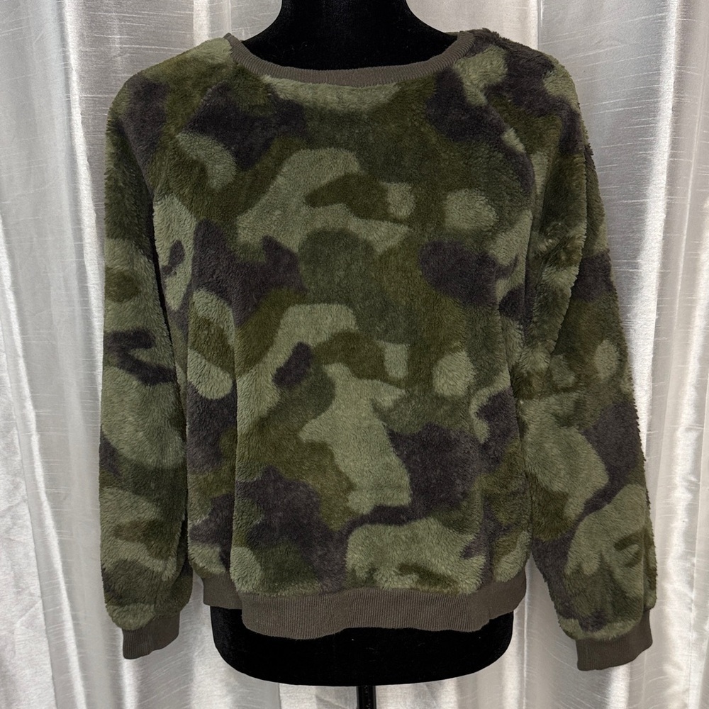 Workshop Republic Clothing Camp Faux Fur Pullover Crewneck Sweatshirt Women’s M